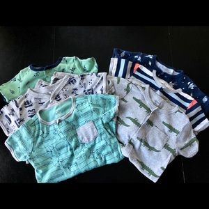 EUC 6 Piece 18M Carter’s Romper Bundle